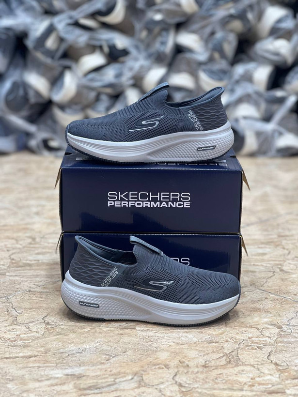 کتونی رانینگ و پیاده روی اسکیچرز / Skechers Slip Ins / اسلیپ طبی و سبک و راحت / سایز 40تا 45 / فروش بصورت عمده و تک