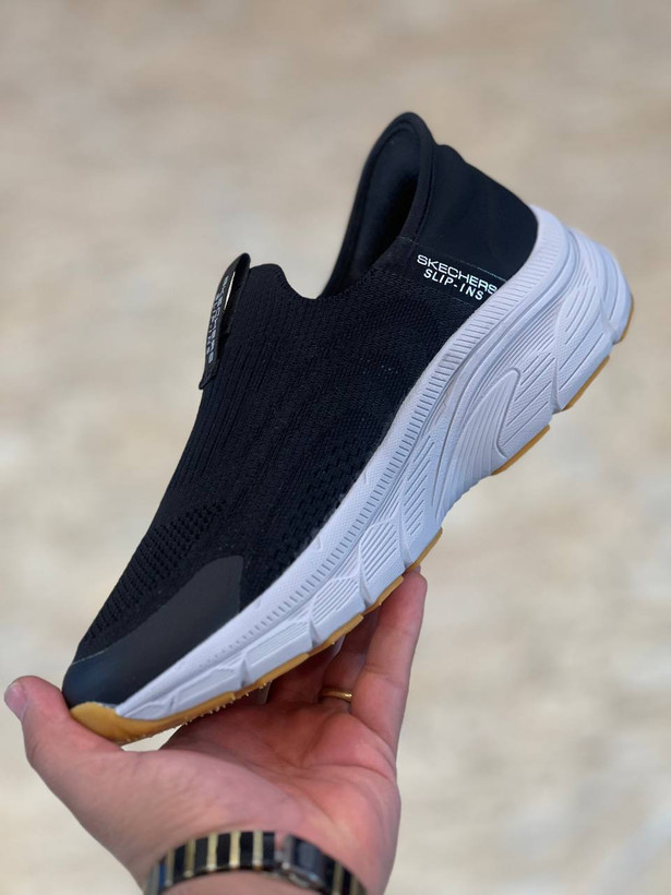 کتونی رانینگ و پیاده روی اسکیچرز / Skechers Slip Ins / اسلیپ طبی و سبک و راحت / سایز 40تا 45 / فروش بصورت عمده و تک