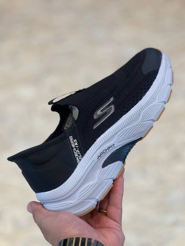 کتونی رانینگ و پیاده روی اسکیچرز / Skechers Slip Ins / اسلیپ طبی و سبک و راحت / سایز 40تا 45 / فروش بصورت عمده و تک