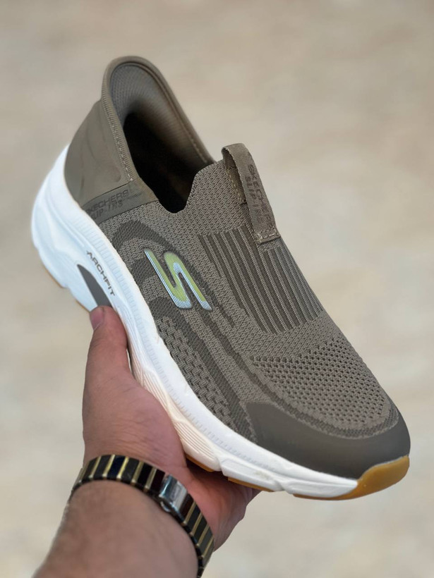 کتونی رانینگ و پیاده روی اسکیچرز / Skechers Slip Ins / اسلیپ طبی و سبک و راحت / سایز 40تا 45 / فروش بصورت عمده و تک