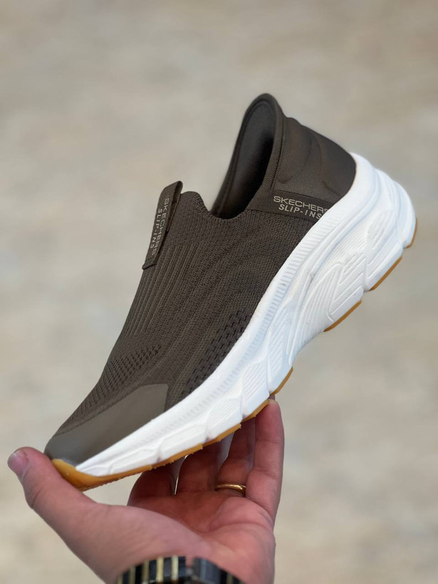 کتونی رانینگ و پیاده روی اسکیچرز / Skechers Slip Ins / اسلیپ طبی و سبک و راحت / سایز 40تا 45 / فروش بصورت عمده و تک