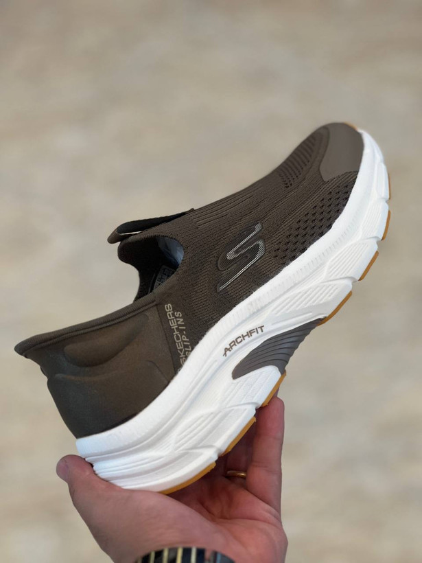 کتونی رانینگ و پیاده روی اسکیچرز / Skechers Slip Ins / اسلیپ طبی و سبک و راحت / سایز 40تا 45 / فروش بصورت عمده و تک
