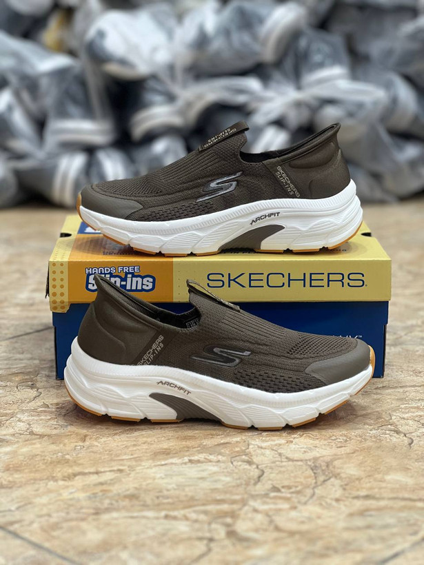 کتونی رانینگ و پیاده روی اسکیچرز / Skechers Slip Ins / اسلیپ طبی و سبک و راحت / سایز 40تا 45 / فروش بصورت عمده و تک