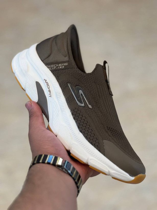 کتونی رانینگ و پیاده روی اسکیچرز / Skechers Slip Ins / اسلیپ طبی و سبک و راحت / سایز 40تا 45 / فروش بصورت عمده و تک
