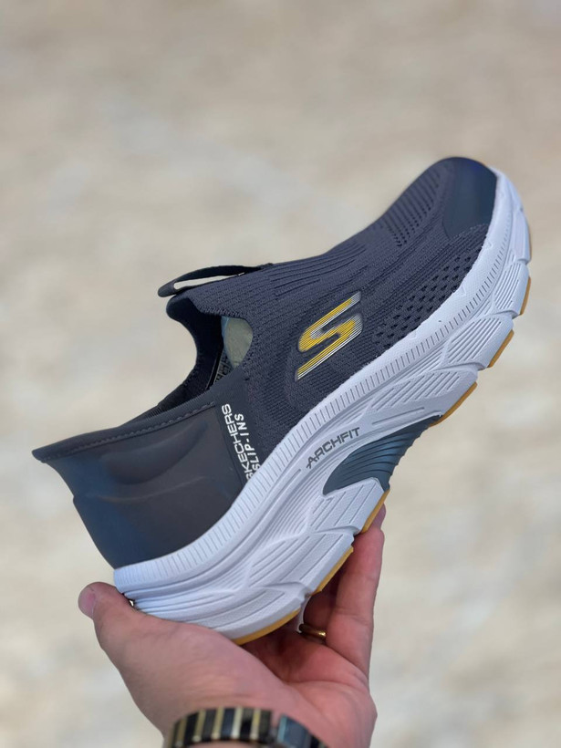 کتونی رانینگ و پیاده روی اسکیچرز / Skechers Slip Ins / اسلیپ طبی و سبک و راحت / سایز 40تا 45 / فروش بصورت عمده و تک