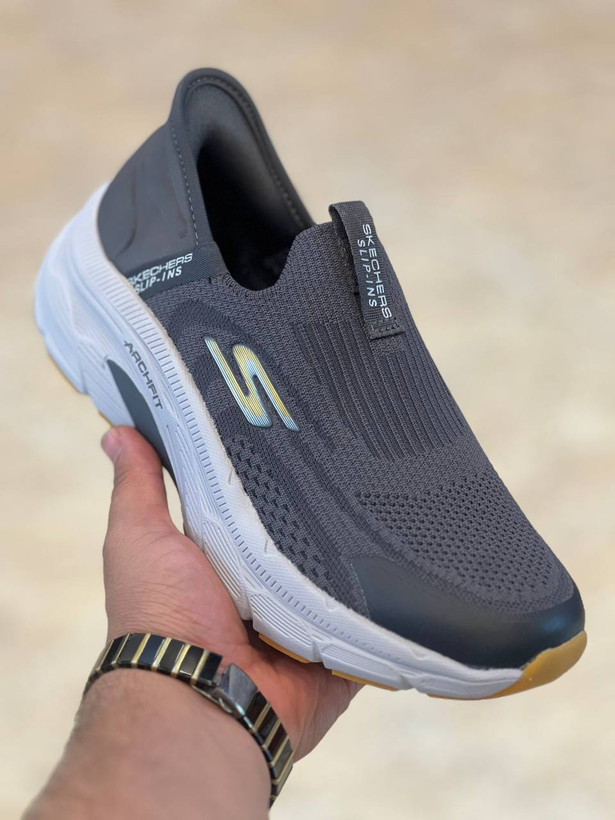 کتونی رانینگ و پیاده روی اسکیچرز / Skechers Slip Ins / اسلیپ طبی و سبک و راحت / سایز 40تا 45 / فروش بصورت عمده و تک