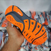 کتونی ویتنامی بروکس گاست ۱۷ اصل ویتنام وارداتی ویتنام