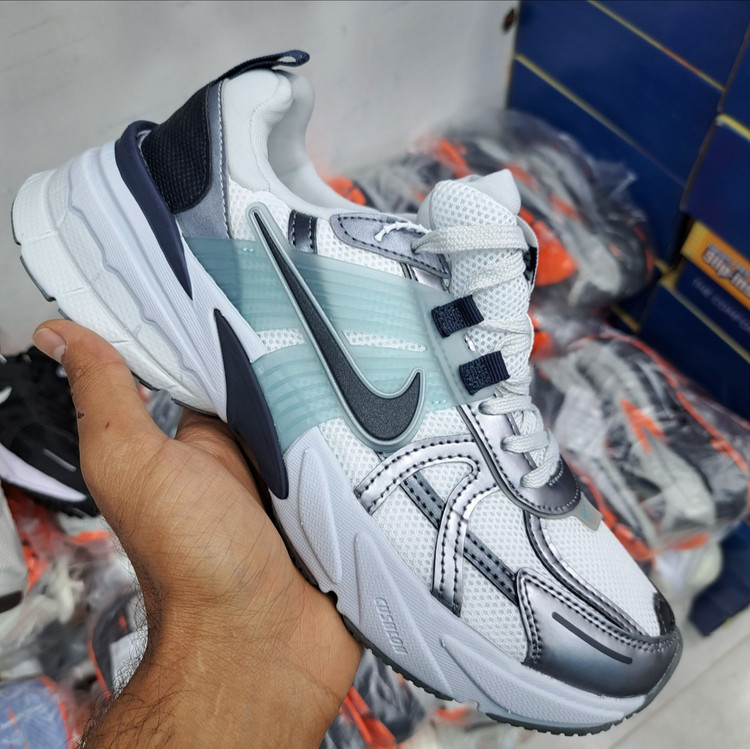 کتونی ویتنامی نایک کشلون وی تو کی nike v2k اصل ویتنام وارداتی ویتنام