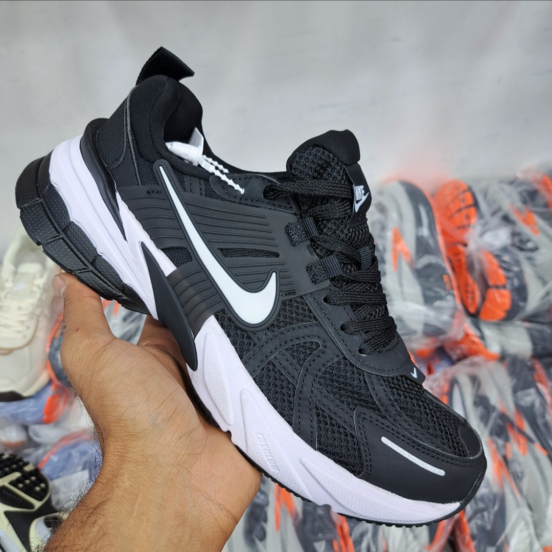 کتونی ویتنامی نایک کشلون وی تو کی nike v2k اصل ویتنام وارداتی ویتنام