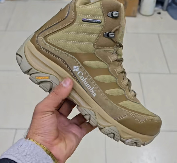 بوت کوهنوردی و طبیعت گردی کلمبیا اصل ویتنام وارداتی ویتنام