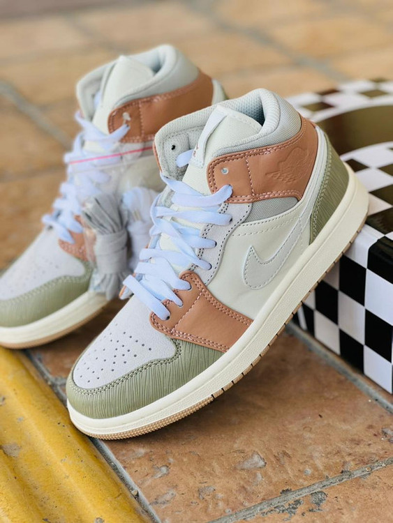 نایک جردن ۱ وان مید میلان