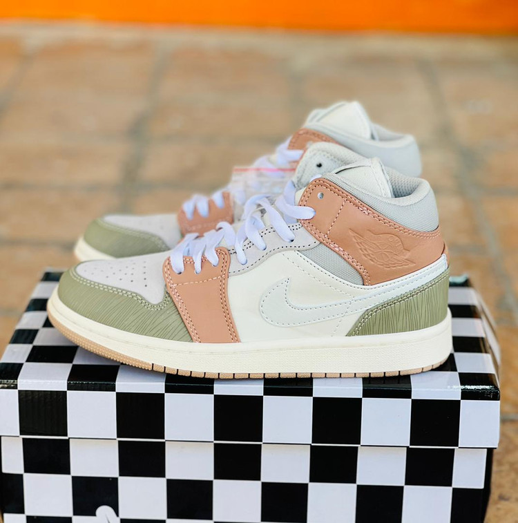 نایک جردن ۱ وان مید میلان