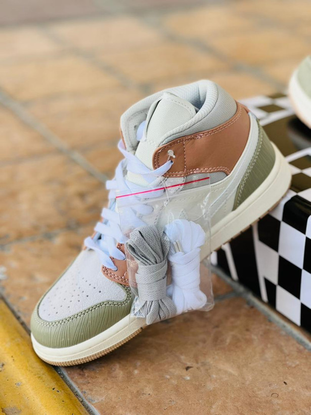 نایک جردن ۱ وان مید میلان