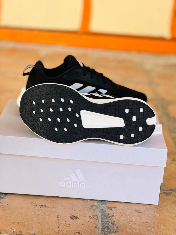 ادیداس اصل ویتنام