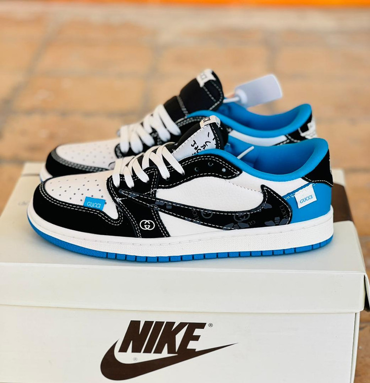 نایک ایر جردن وان تراویس اسکات