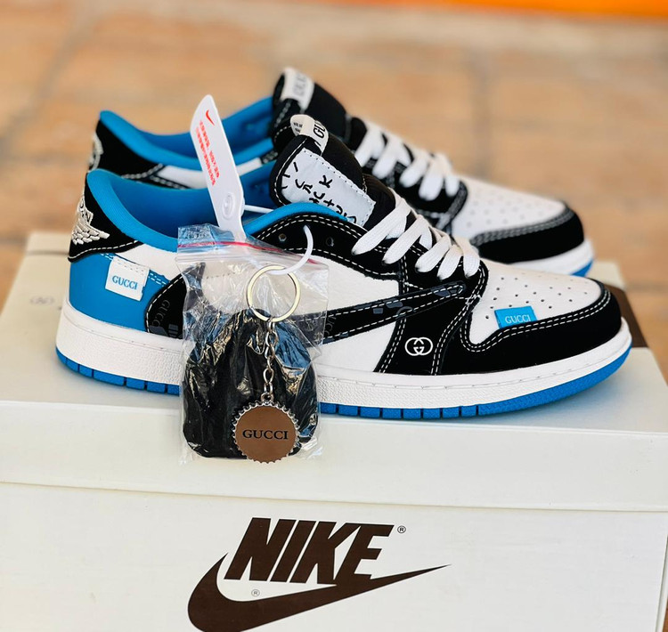 نایک ایر جردن وان تراویس اسکات