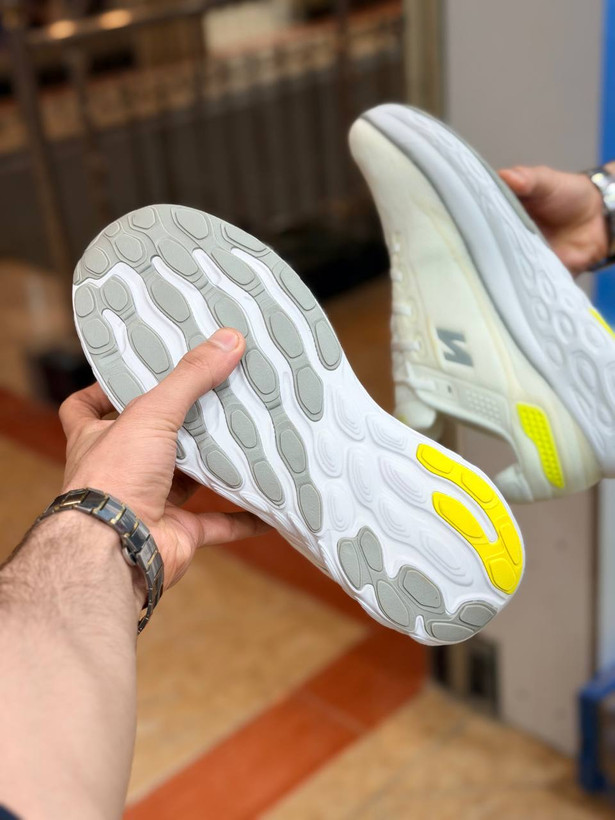 کتونی نیوبالانس New balance Fresh Foam 1080| راحت‌ترین کفش پیاده‌روی و رانینگ مسترکوالیتی ساخت ویتنام سایز ۴۰ تا ۴۵