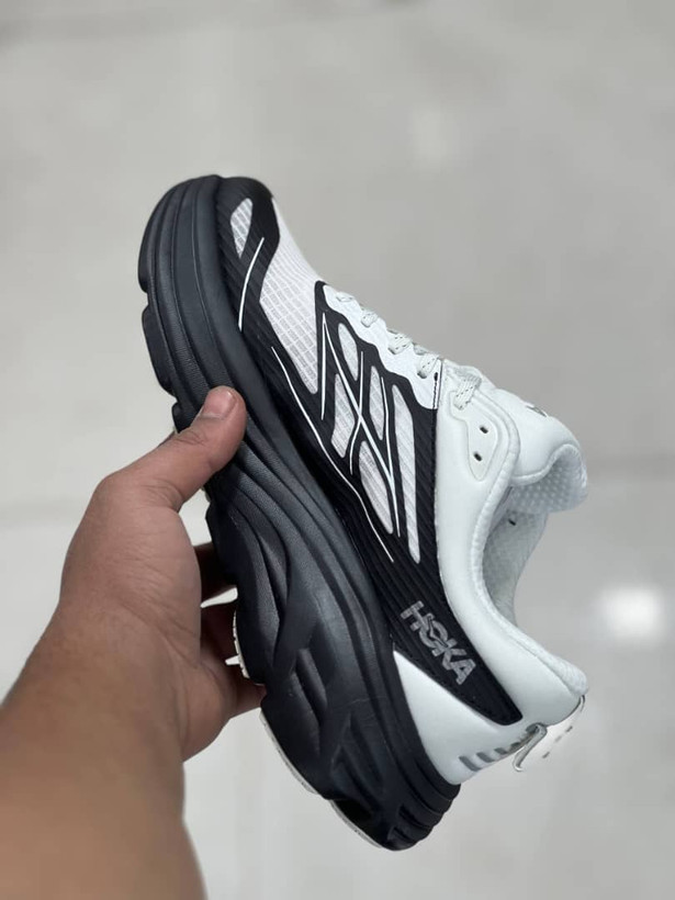 کفش ویتنامی هوکا باندی ۸