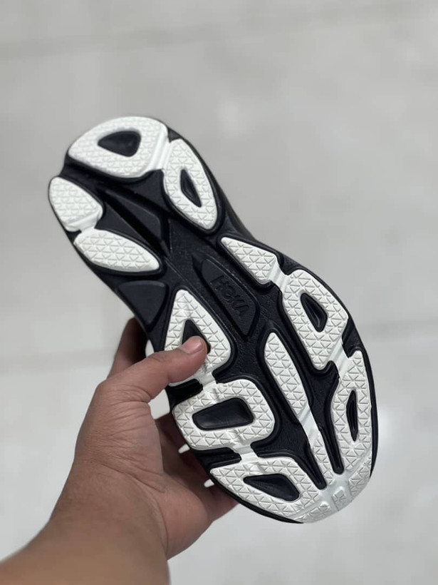 کفش ویتنامی هوکا باندی ۸