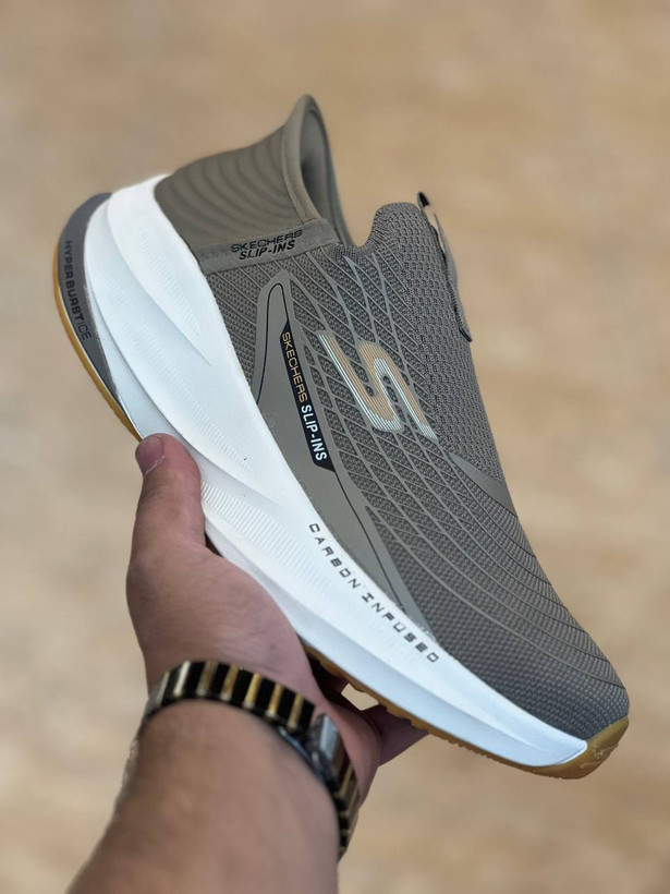 کتونی رانینگ و پیاده روی اسکیچرز / Skechers Slip Ins / اسلیپ طبی و سبک و راحت / سایز 40تا 45 / فروش بصورت عمده و تک