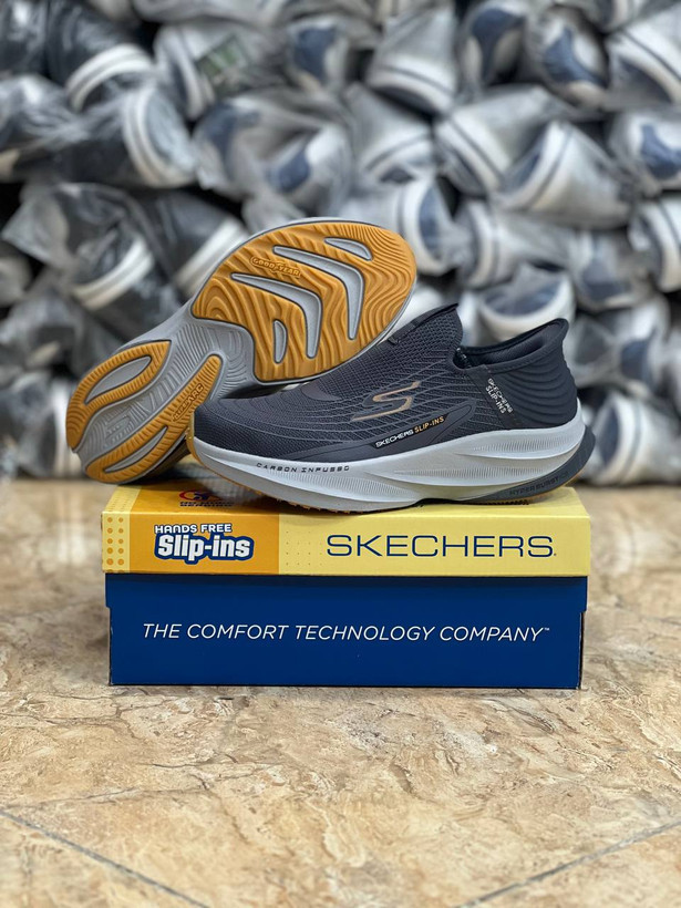 کتونی رانینگ و پیاده روی اسکیچرز / Skechers Slip Ins / اسلیپ طبی و سبک و راحت / سایز 40تا 45 / فروش بصورت عمده و تک