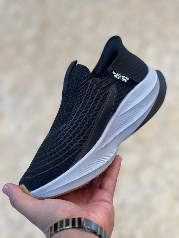کتونی رانینگ و پیاده روی اسکیچرز / Skechers Slip Ins / اسلیپ طبی و سبک و راحت / سایز 40تا 45 / فروش بصورت عمده و تک