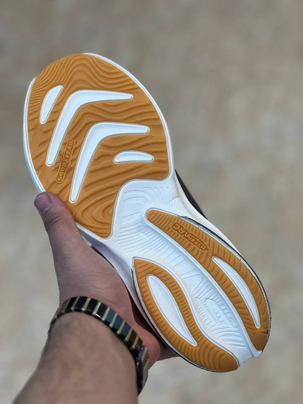 کتونی رانینگ و پیاده روی اسکیچرز / Skechers Slip Ins / اسلیپ طبی و سبک و راحت / سایز 40تا 45 / فروش بصورت عمده و تک