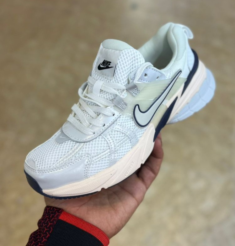 کتونی ویتنامی زنانه نایک کشلون وی تو کی | وارداتی ویتنام | باجعبه Nike V2k Run سایز بندی کامل 37 تا 40