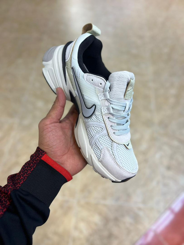 کتونی ویتنامی زنانه نایک کشلون وی تو کی | وارداتی ویتنام | باجعبه Nike V2k Run سایز بندی کامل 37 تا 40