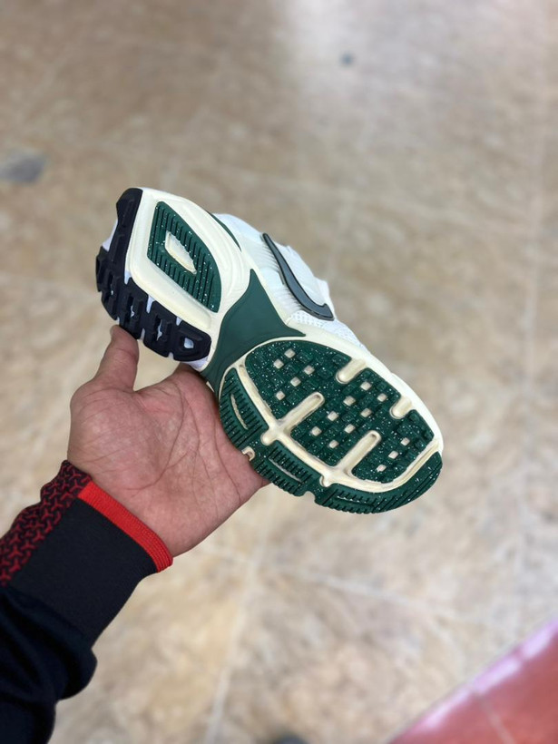 کتونی ویتنامی زنانه نایک کشلون وی تو کی | وارداتی ویتنام | باجعبه Nike V2k Run سایز بندی کامل 37 تا 40