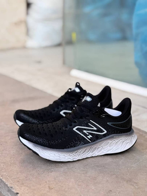 کتونی زنانه رانینگ و پیاده روی نیوبالانس New balance Fresh Foam 1080 مسترکوالیتی ساخت ویتنام سایز ۳۷ تا ۴۰