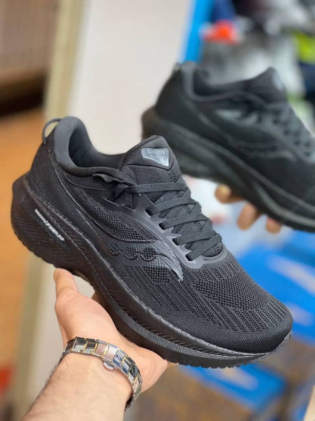 کتونی زنانه و مردانه رانینگ و پیاده روی ساکونی مدل تریومف ۲۱ / triumph 21 / ضمانت کیفیت کالا / فروش عمده و تک / سایز بندی ۳۶ تا ۴۵