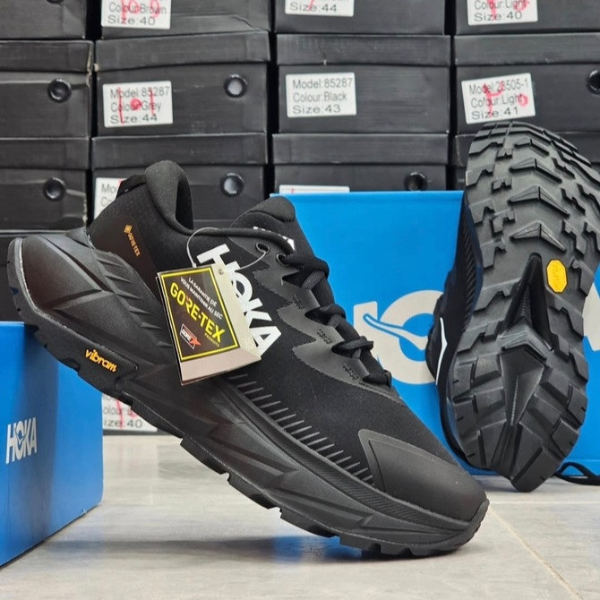 کتونی هوکا وان وان اسکای لاین گورتکس ضد آب زیره ویبرام سایز : ۴۰ تا ۴۵