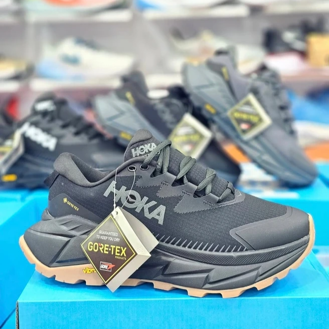 کتونی هوکا وان وان اسکای لاین گورتکس ضد آب زیره ویبرام سایز : ۴۰ تا ۴۵