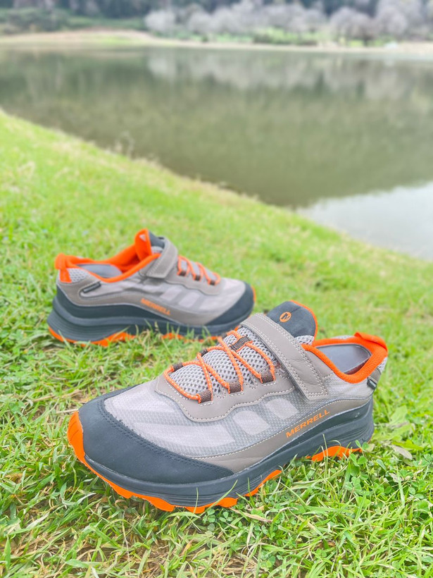 بوت طبیعت گردی اورجینال برند مرل merrell سایز:۴۰