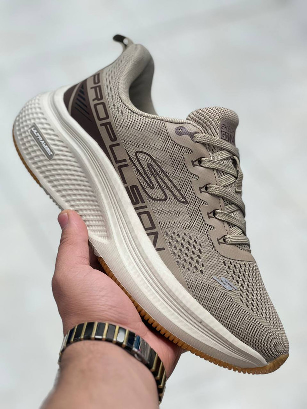 کتونی اسکیچرز سایز ۴۰ تا ۴۵ تنوع در ۴ رنگ جذاب وارداتی ویتنام .skechers max cushioning terminus sneaker