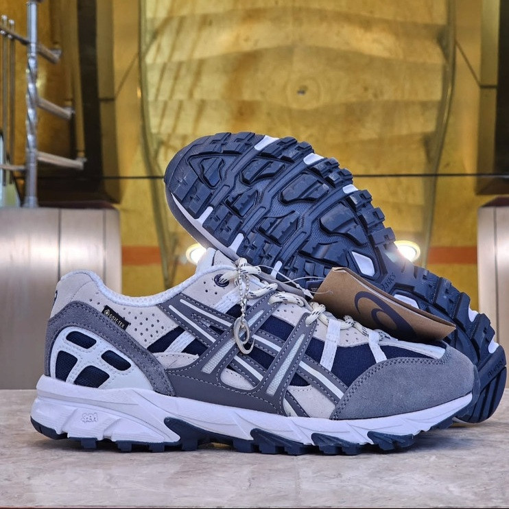 کتونی ویتنامی اسیکس ژل سونوما ۱۵ سایز ۴۰ تا ۴۵ فروش بصورت عمده و تک . Asics gel_ sonoma se Vietnam