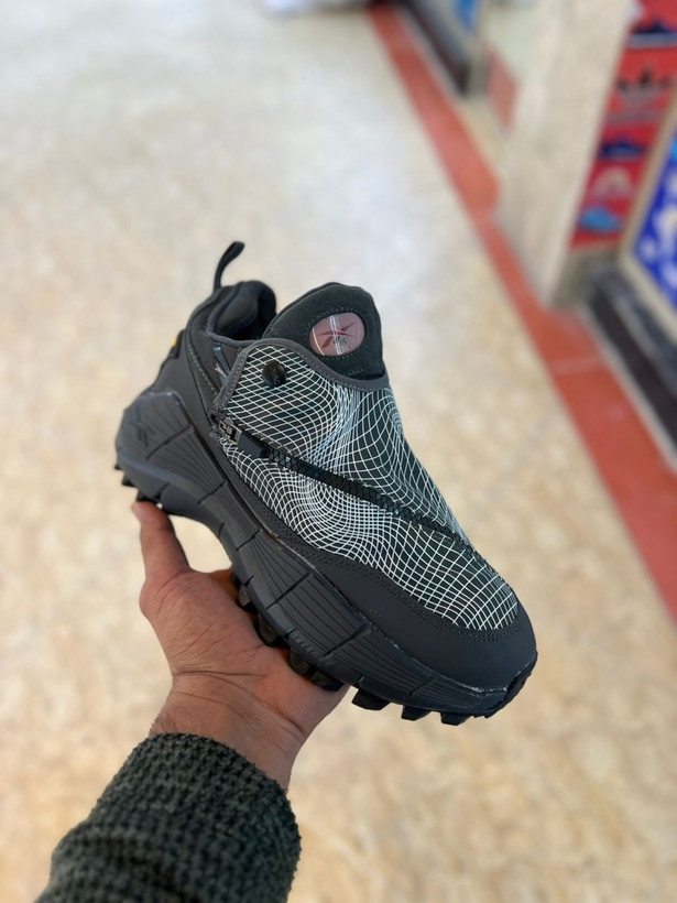 کتونی ویتنامی ریبوک دو لایه / Reebok zig kinetica / ساخت ویتنام ضد آب گورتکس زیره ویبرام / سایز ۴۰ تا ۴۵ فروش عمده و تک ضمانت کالا