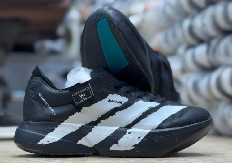 کتونی ویتنامی رانینگ و پیاده روی آدیداس آدی زیرو / Adidas adizero / ساخت ویتنام ۲۰۲۵ / سایز ۴۰ ۴۱ ۴۲ ۴۳ ۴۴ ۴۵