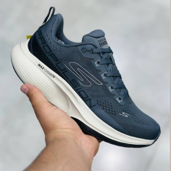 کتونی اسکیچرز سایز ۴۰ تا ۴۵ تنوع در ۴ رنگ جذاب وارداتی ویتنام .skechers max cushioning terminus sneaker