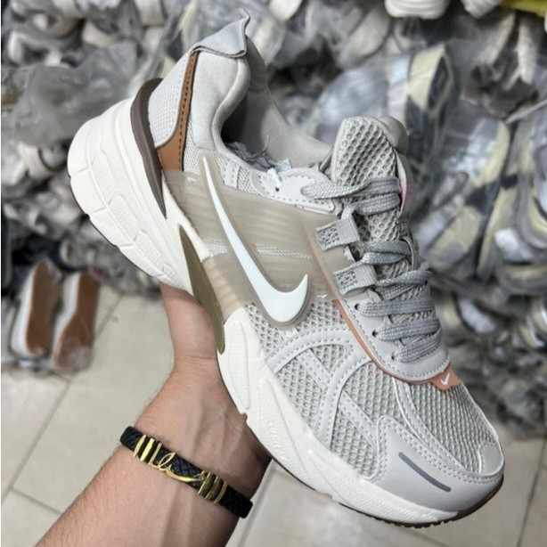 کتونی نایک کشلون وی تو کی زنانه | باجعبه Nike V2k Run سایز بندی کامل 36 تا 39