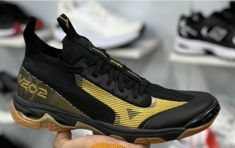 کتونی والیبالی و بسکتبالی میزانو وایو لایتنینگ نئو Mizuno Wave Lightning Neo / ضمانت کیفیت کالا / بارکد و جعبه دار / سایز ۴۰ ۴۱ ۴۲ ۴۳ ۴۴ ۴۵