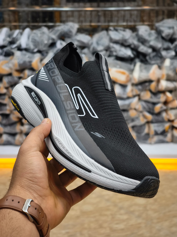 کتونی مردانه راحتی و پیاده روی اسکیچرز گوران / Skechers gorun / اسلیپ طبی و سبک و راحت / سایز 40 تا 45 / فروش بصورت عمده و تک