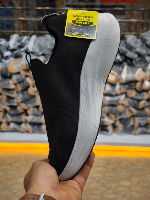 کتونی مردانه راحتی و پیاده روی اسکیچرز گوران / Skechers gorun / اسلیپ طبی و سبک و راحت / سایز 40 تا 45 / فروش بصورت عمده و تک
