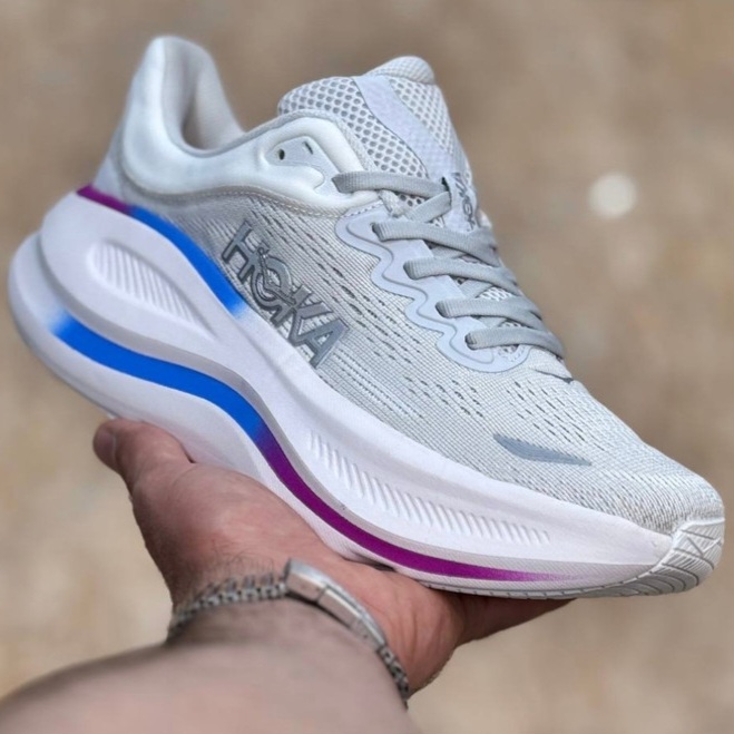 کتونی رانینگ و پیاده روی هوکا باندی ۹ hoka bondi 9 کیفیت مستر سایز بندی ۴۰ تا ۴۵