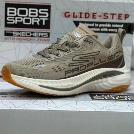 کتونی اسکیچرز سایز ۴۰ تا ۴۵ تنوع در ۴ رنگ جذاب وارداتی ویتنام .skechers max cushioning terminus sneaker