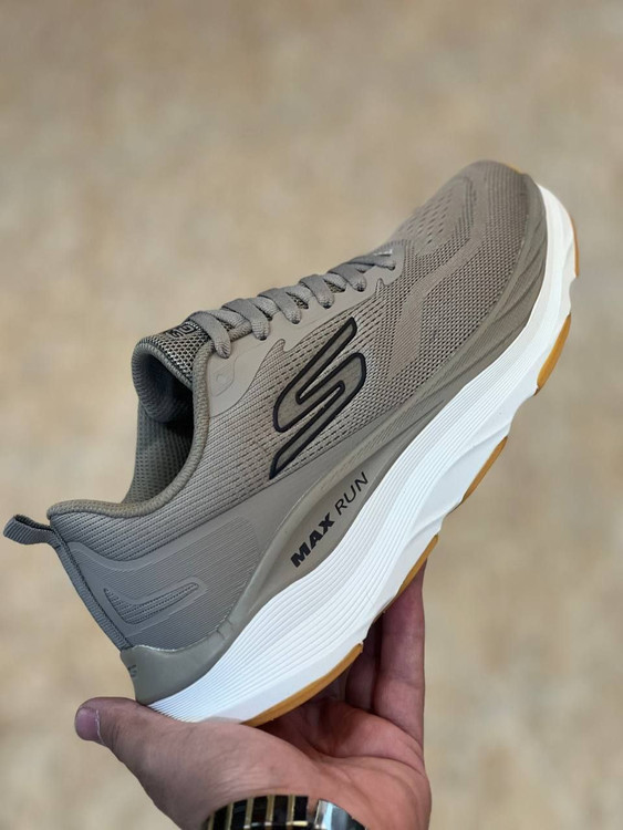 کتونی مردانه راحتی و پیاده روی اسکیچرز گوران / Skechers gorun / اسلیپ طبی و سبک و راحت / سایز 40 تا 45 / فروش بصورت عمده و تک