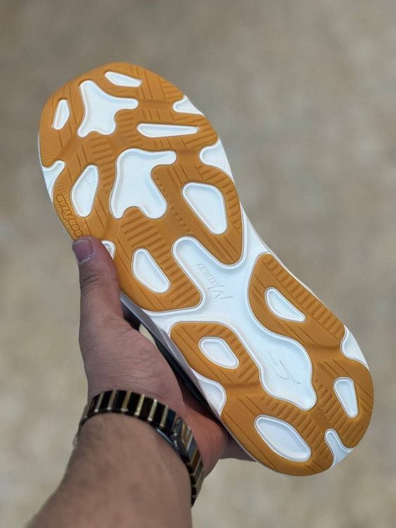 کتونی مردانه راحتی و پیاده روی اسکیچرز گوران / Skechers gorun / اسلیپ طبی و سبک و راحت / سایز 40 تا 45 / فروش بصورت عمده و تک