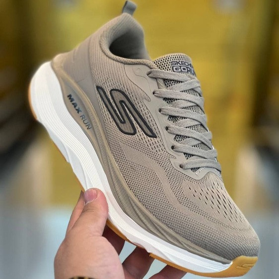 کتونی مردانه راحتی و پیاده روی اسکیچرز گوران / Skechers gorun / اسلیپ طبی و سبک و راحت / سایز 40 تا 45 / فروش بصورت عمده و تک