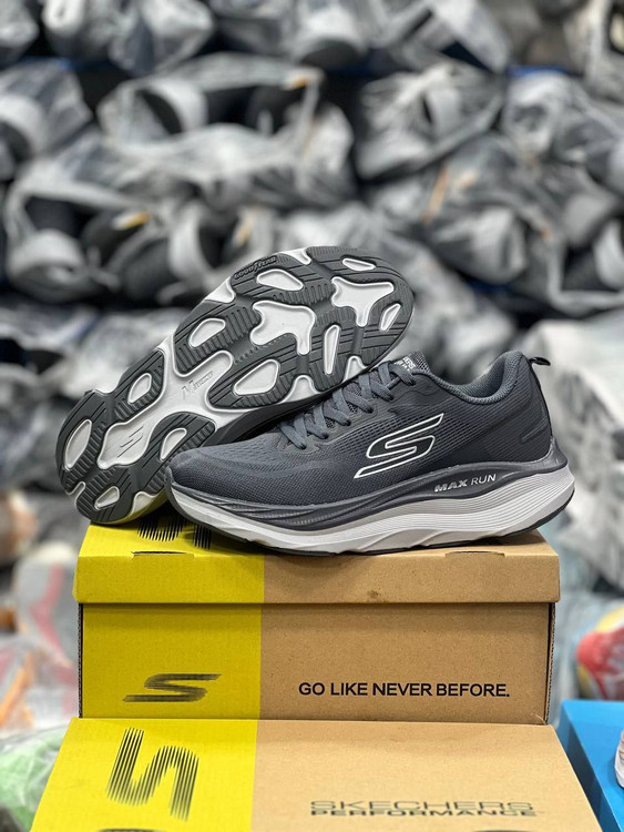 کتونی مردانه راحتی و پیاده روی اسکیچرز گوران / Skechers gorun / اسلیپ طبی و سبک و راحت / سایز 40 تا 45 / فروش بصورت عمده و تک